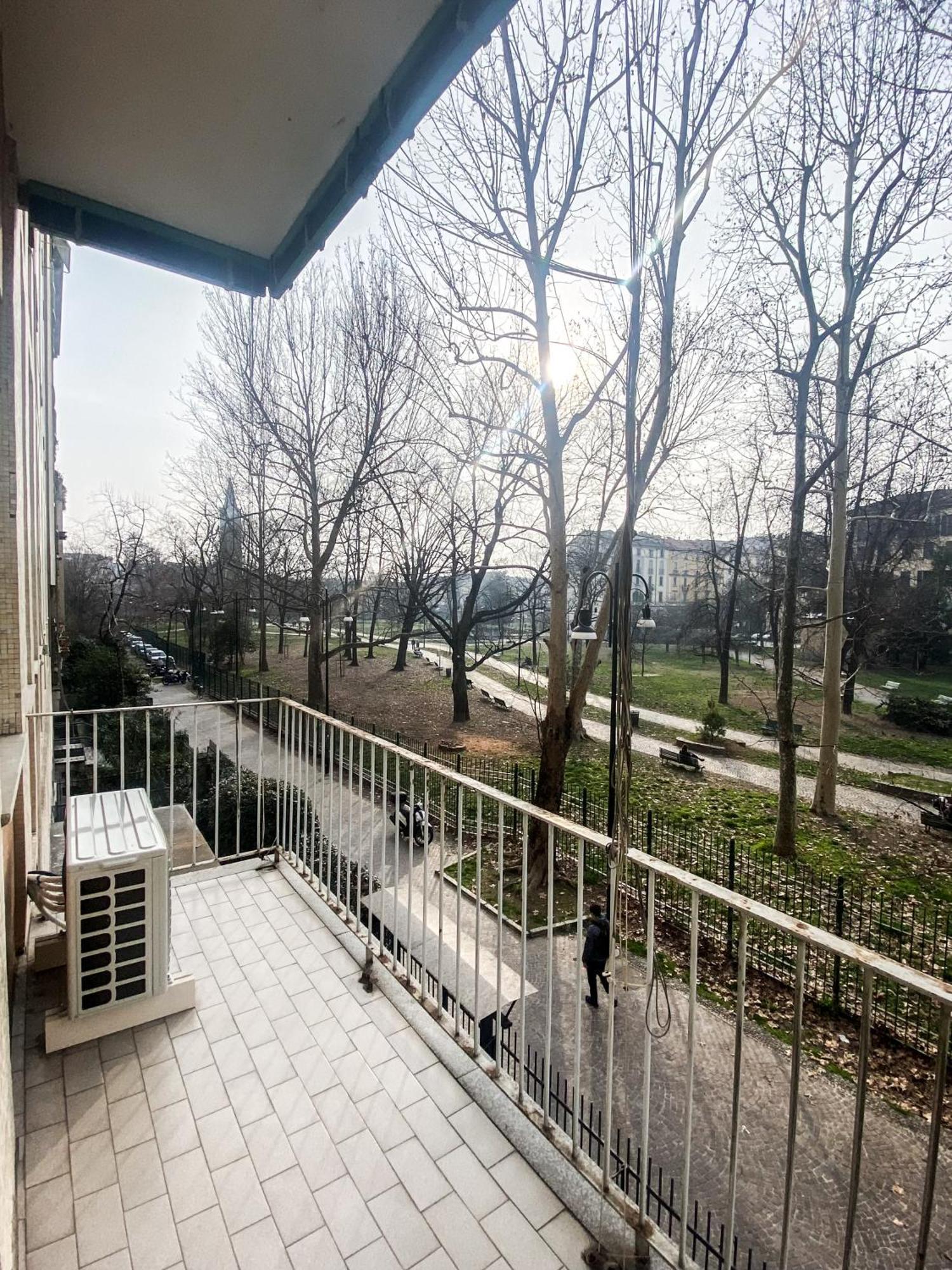 Molino Cozy Apartment With Park View In Downtown Milano Extérieur photo